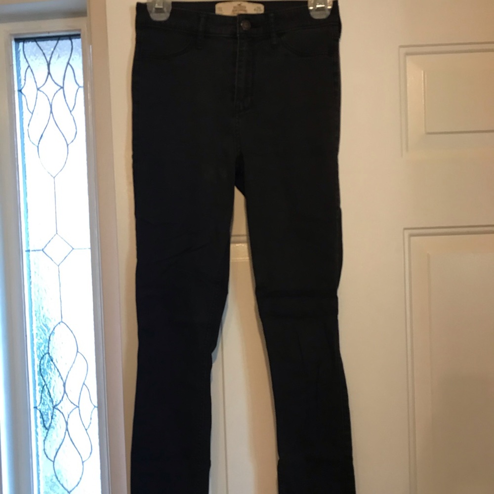 Hollister - High Rise Black Jean Leggings - 1L
